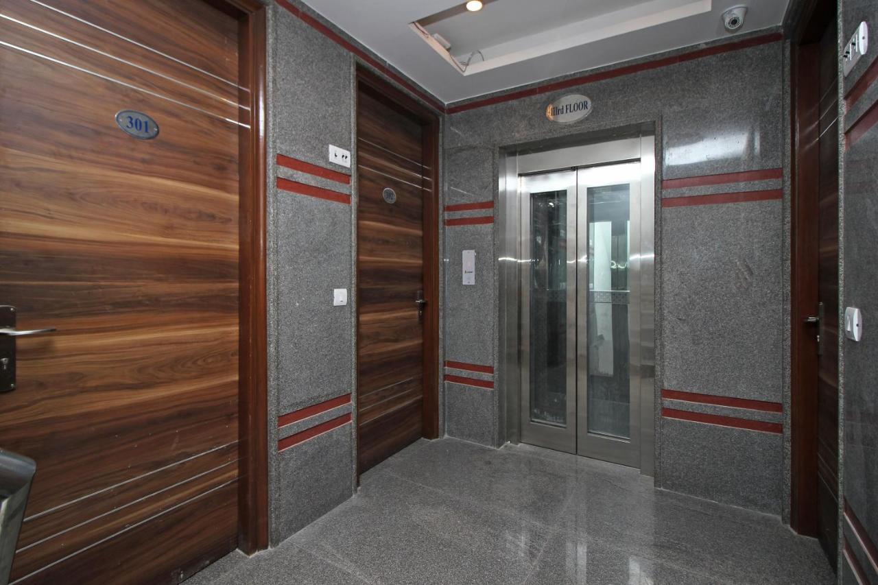 Oyo Hotel Blu Pebbles Near Delhi Airport Ню Делхи Екстериор снимка