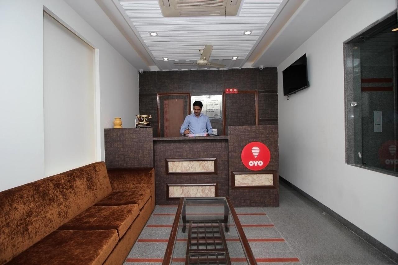 Oyo Hotel Blu Pebbles Near Delhi Airport Ню Делхи Екстериор снимка