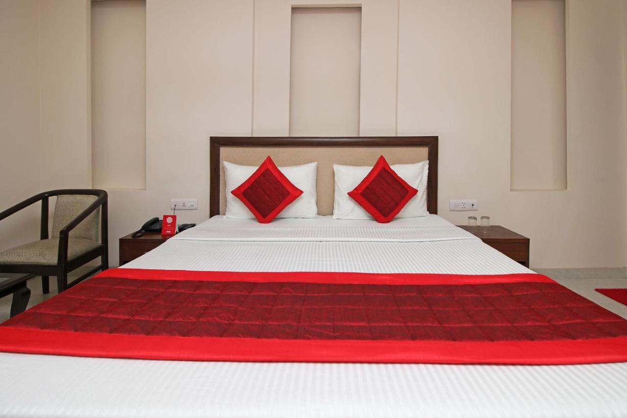 Oyo Hotel Blu Pebbles Near Delhi Airport Ню Делхи Екстериор снимка