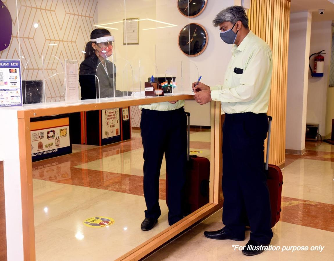 Oyo Hotel Blu Pebbles Near Delhi Airport Ню Делхи Екстериор снимка