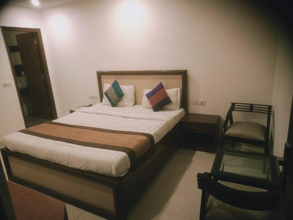 Oyo Hotel Blu Pebbles Near Delhi Airport Ню Делхи Екстериор снимка